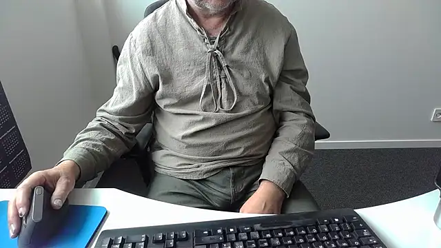 XXX chat uživo modela Buggemann