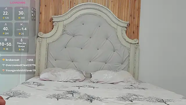 Chat +18 de AmiellaRose ao vivo