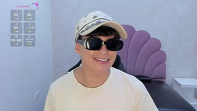 alan_twink12 live XXX chat