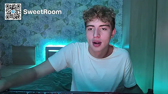 AlfredSweet Chat XXX live