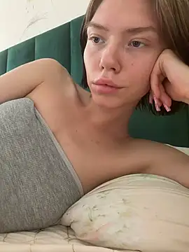 Онлайн чат XXX Lisaaa_Alisa