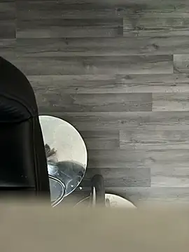 dzbenn Adlı Modelin Canlı XXX Sohbeti