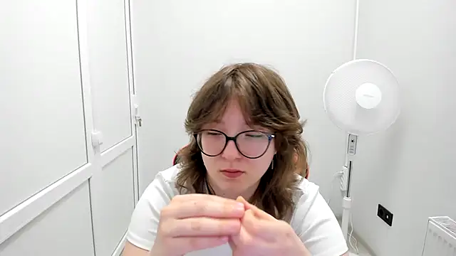 HachiYume Chat XXX live