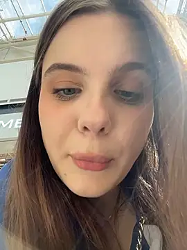 Lunabelle_ Chat XXX in diretta