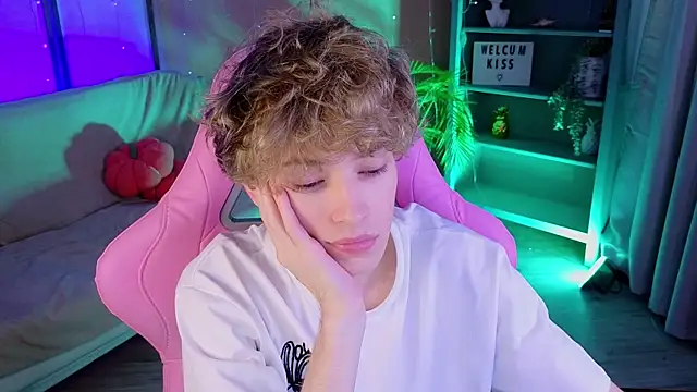 kevingarsiaan Live XXX chat