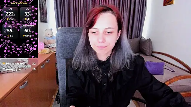 MiniLysii's Live XXX Chat