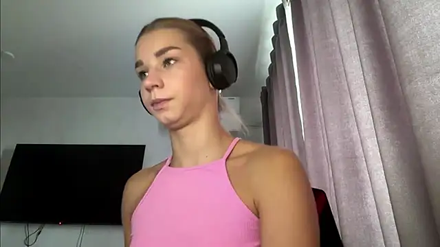 Онлайн чат XXX PickmeGirl
