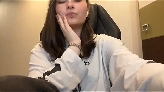 MnemonicSimplism's Live XXX Chat