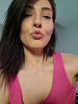 AryaSummersReal Adlı Modelin Canlı XXX Sohbeti