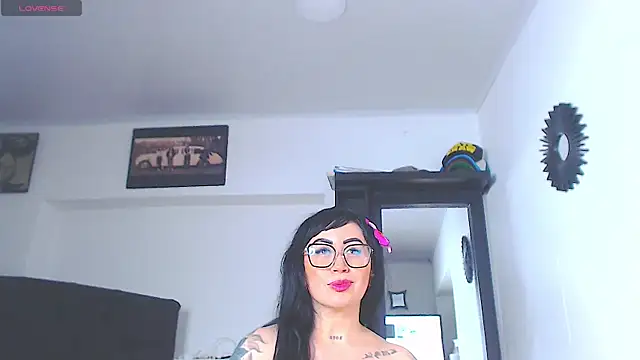צ'אט XXX בשידור חי של Vicky_hotmilf