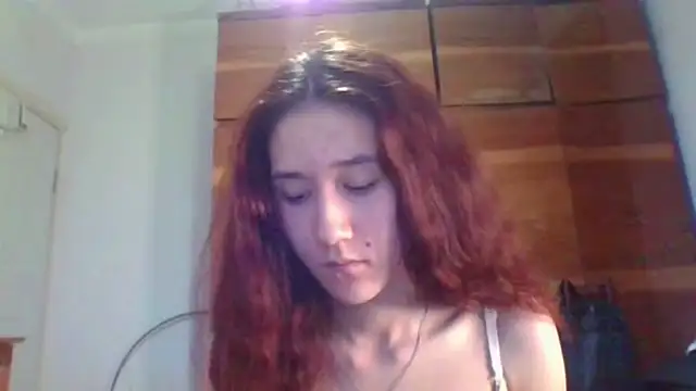 NickiKisinger's Live XXX Chat