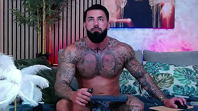 Czat XXX na żywo – masterkingofmusclee