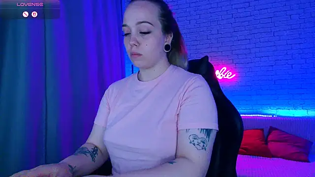 -Stacyy- Live XXX-chat