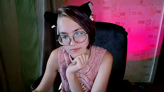 Chat +18 de Alessa_Kiss ao vivo