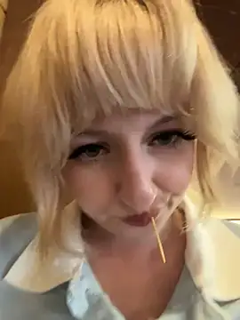RonnieKissのライブXXXチャット