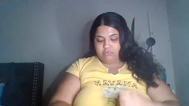 1n0nlythroat's Live XXX Chat
