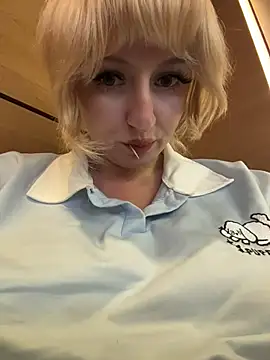 RonnieKiss' Live XXX Chat
