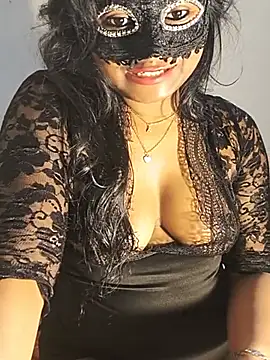DIRTYSECRET_QUEEN_07 Adlı Modelin Canlı XXX Sohbeti