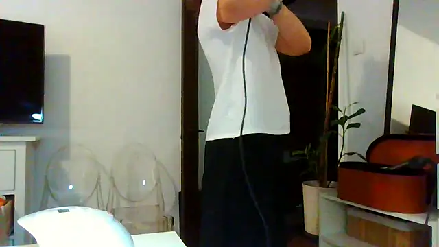 Ms-Lust1- Live XXX-Chat