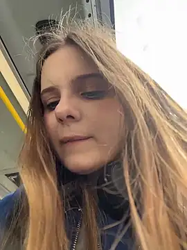 Chat XXX en directo de Lunabelle_