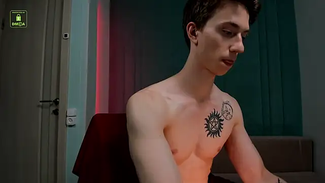 ares_pallini 即時 XXX 聊天