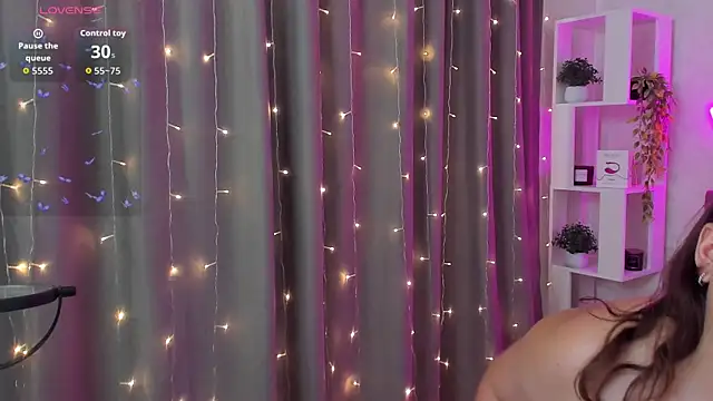 Chatroom XXX en direct de FeralPeach