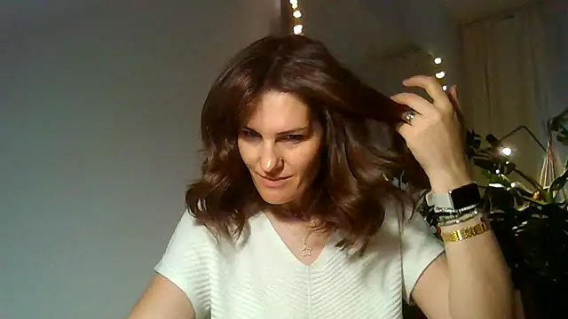 Ms-Lust1- Live XXX-chat