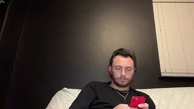 Chat XXX en directo de Mikecloudyhawk
