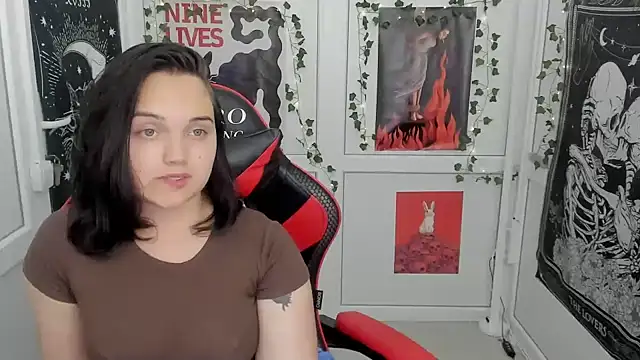 Caroline_cutte: онлайн-секс-чат