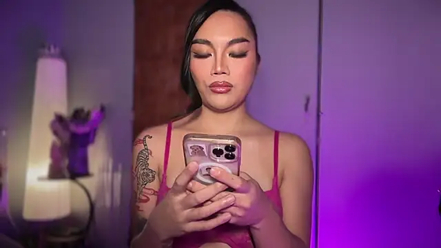 Czat XXX na żywo – Akari_hunt