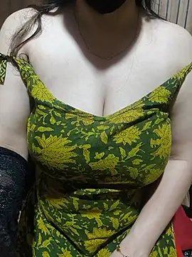 sassy_aly007のライブXXXチャット