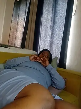 RealQueenOfSouth: απευθείας συνομιλία ΧΧΧ