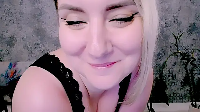 Chat XXX ao vivo de Djullia