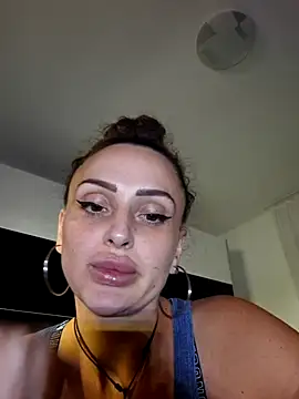 Caramellaa Chat XXX live