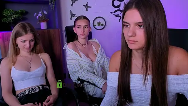 lisa_dark_'s Live XXX Chat