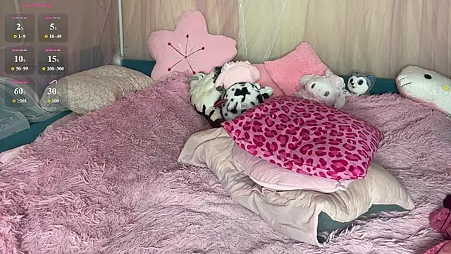 XXX chat uživo modela OnlyEva1