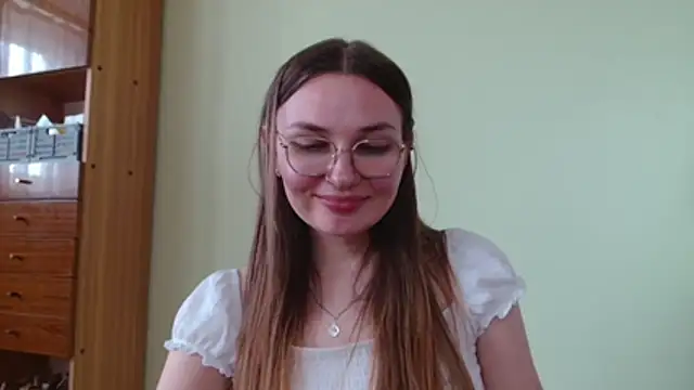 دردشة LooveELLYx الجنسية المباشرة