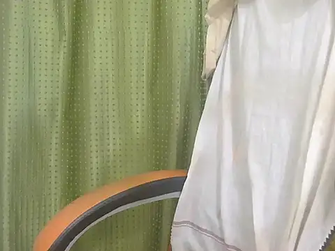 Stubborndesiboy 라이브 XXX 채팅