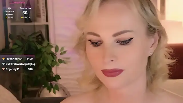 Sandra_Kind Live XXX-Chat