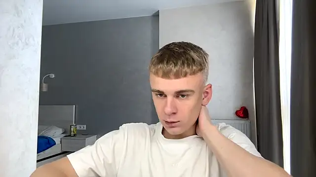 Онлайн чат XXX SoloFury