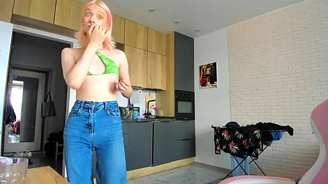 _Alice_Kitty Live XXX-chat