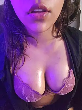Chat +18 de callmeshreya ao vivo