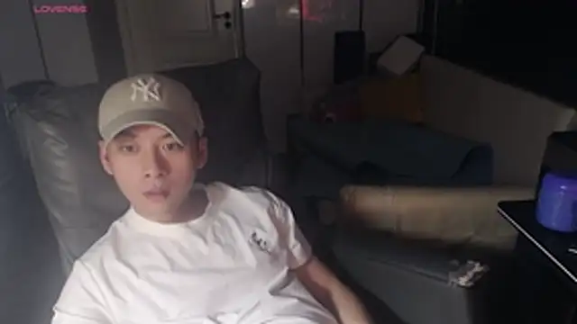 yichen008 即時 XXX 聊天