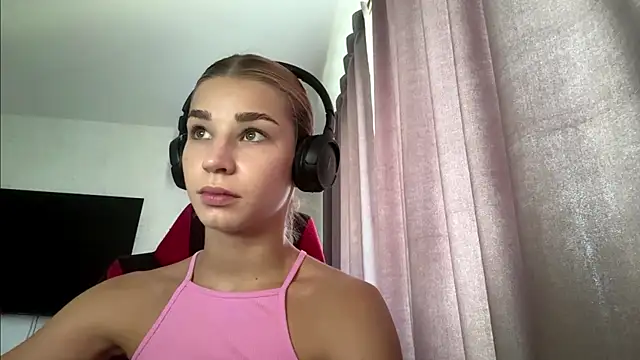 Živý XXX chat PickmeGirl