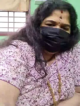 Tamil-mayasri লাইভ XXX চ্যাট