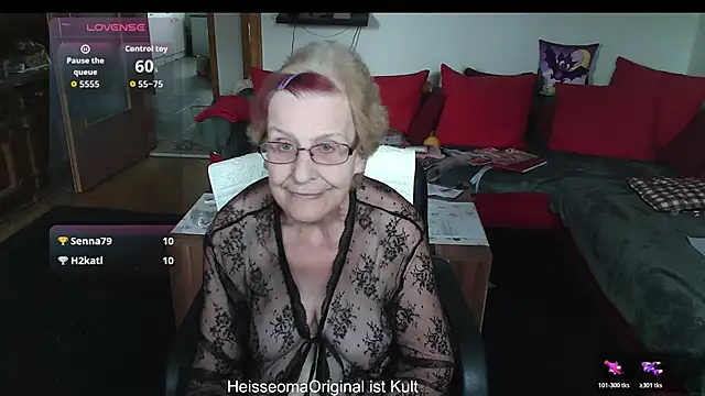 Chat XXX en directo de HeisseomaOriginal