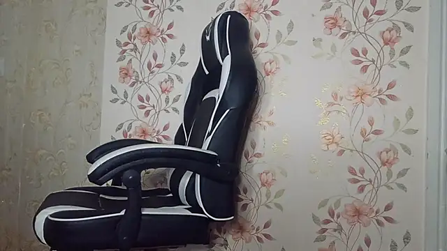 Živý XXX chat WhitePowerGirl