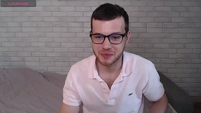 XXX chat uživo modela Alexxx_horny