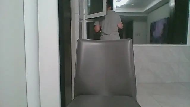nole_china7 Adlı Modelin Canlı XXX Sohbeti