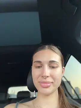XXX chat uživo modela Charming_Ritta